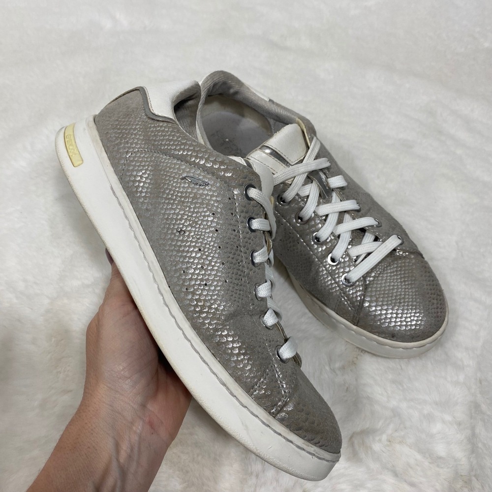 Geox Silver Snake Embossed Leather Fashion Sneakers Casual Shoes‎ Women's 9 - Picture 2 of 10